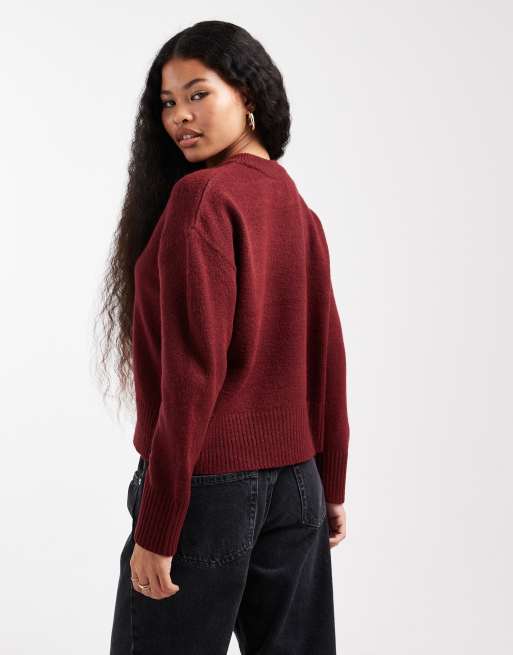 New Look Petite crew neck jumper in burgundy, 2 of 4