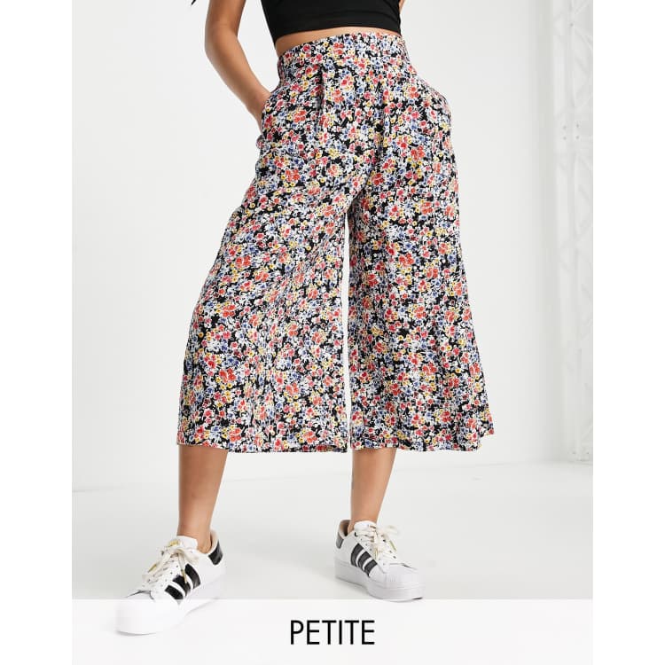 Petite wide leg outlet cropped trousers