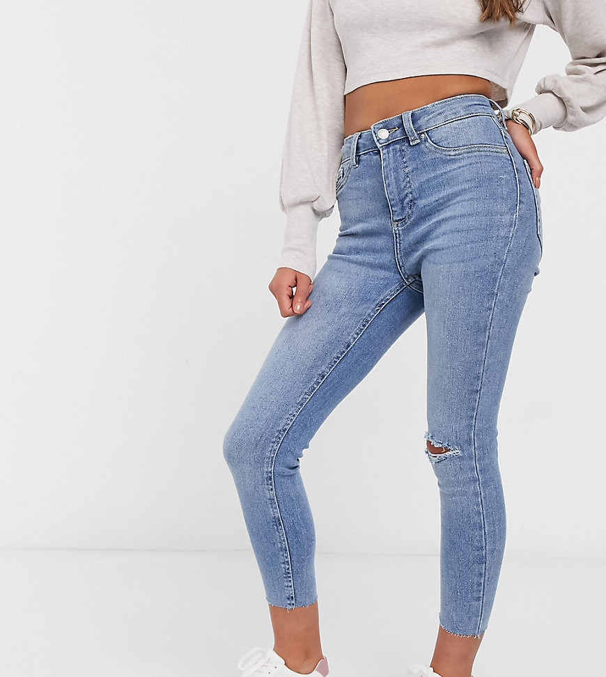 New Look - Petite - Disco-jeans met scheuren in blauw