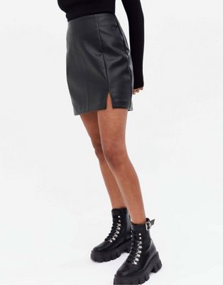 New Look Petite faux leather mini skirt with side split in black