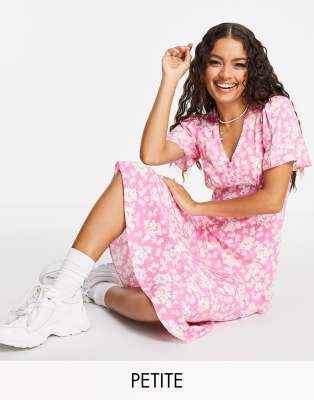 New Look Petite Floral V Neck Button 3/4 Sleeve Tiered Mini Dress