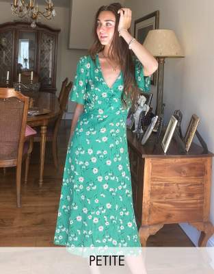 green flutter sleeve midi dress