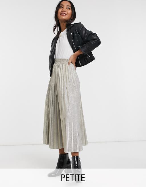 New Look Petite glitter pleated midi skirt in gold | ASOS