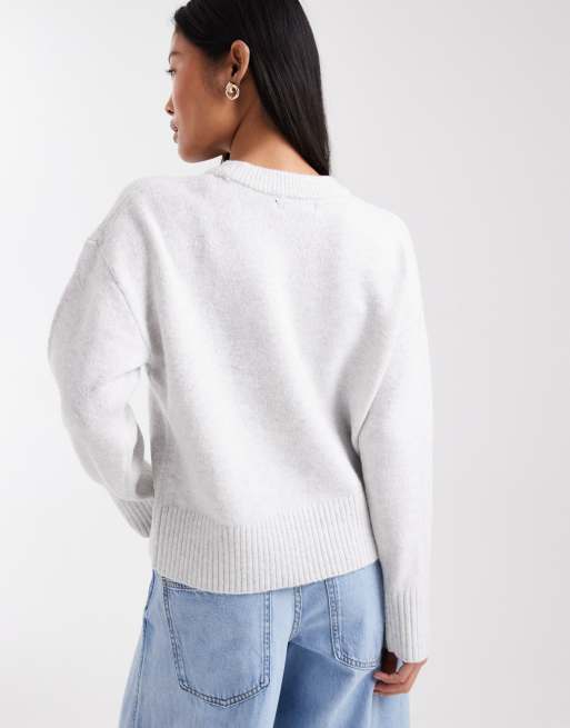 New Look Petite – Hellgrauer Pullover mit Rundhalsausschnitt, 3 von 4