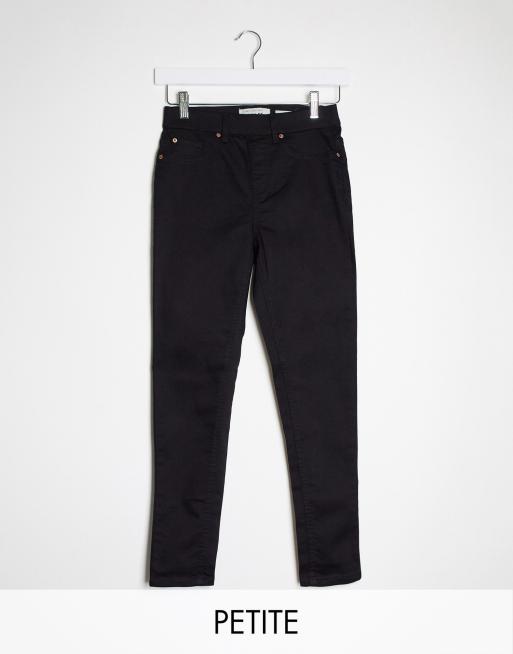 https://images.asos-media.com/products/new-look-petite-highwaisted-jegging-in-black/7490918-1-black?$n_640w$&wid=513&fit=constrain