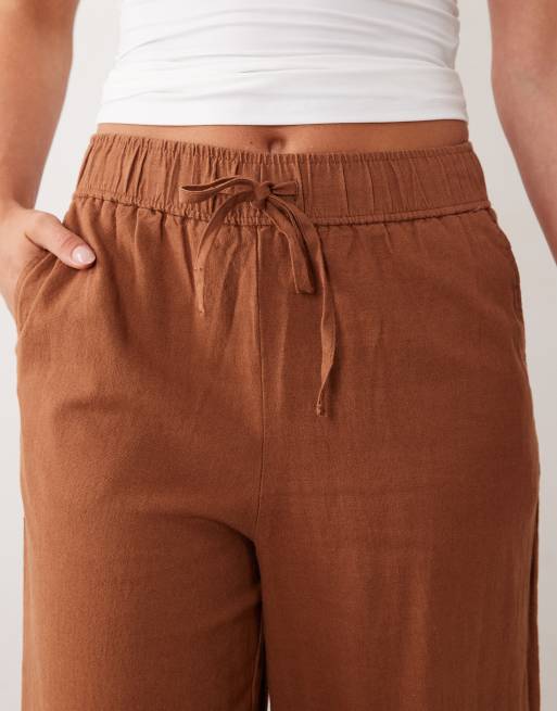 New Look Petite – Hose aus Leinenmix in Rostrot mit weitem Bein, 4 von 5