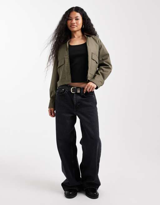 New Look Petite – Kakigrön, kort gårdsjacka, 3 av 4