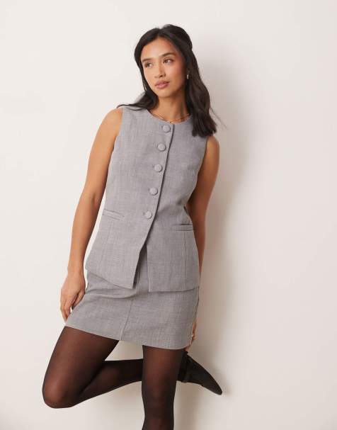 New Look Petite longline tailored waistcoat co-ord in grey - view 1