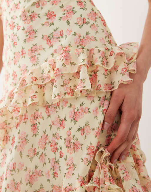 New Look Petite – Maxikleid in Gelb mit Rüschen und Blumenmuster, 3 von 4