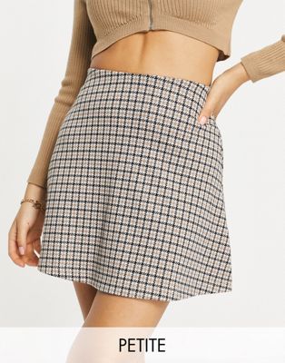 New Look Petite mini skirt in check