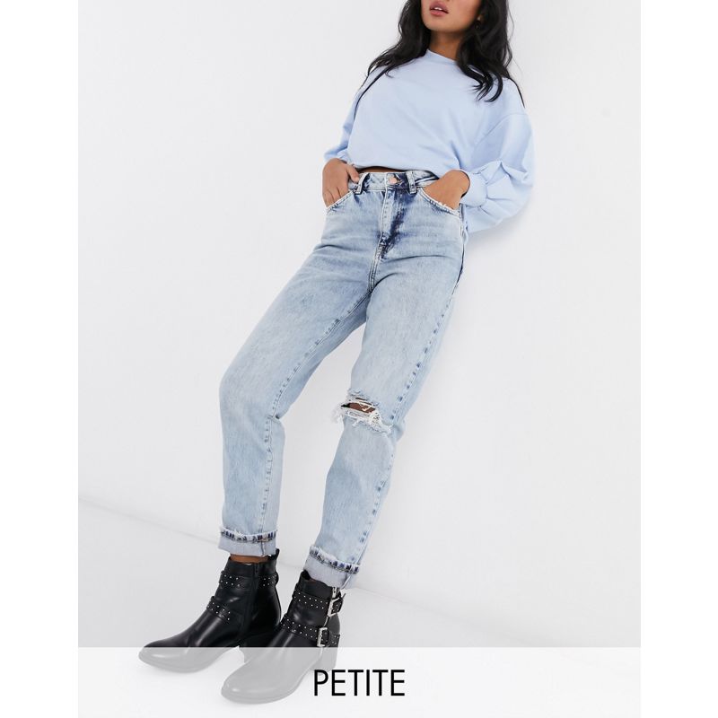 New Look Petite – Mom-Jeans mit Zierrissen in Acid-Waschung