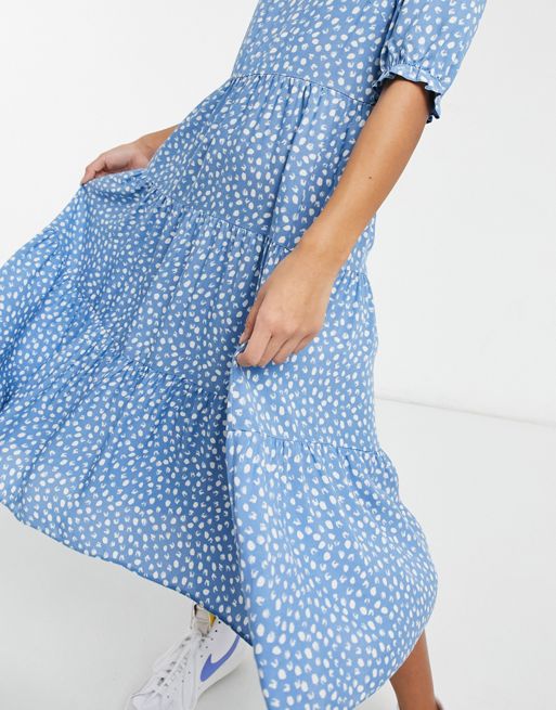 New Look Petite – Niebieska sukienka warstwowa o luźnym kroju w groszki |  ASOS