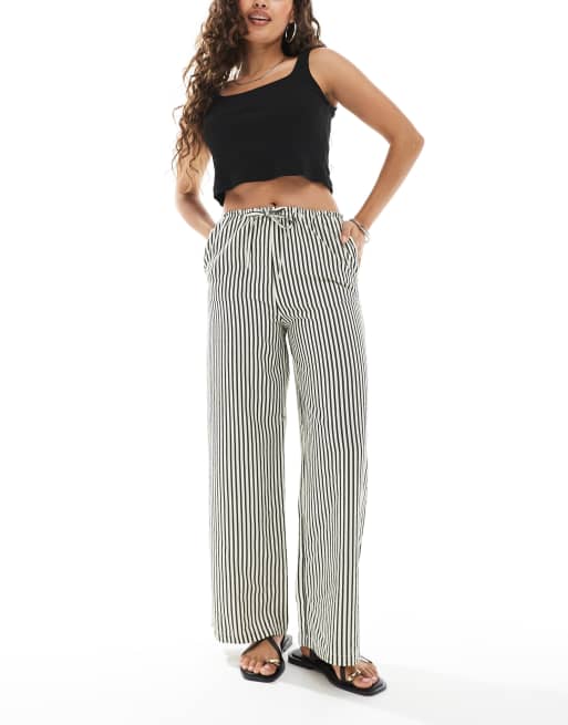 Pantalon Blanc Femme New Look Taille 12 - Occasion En Très Bon état, Basique Chic