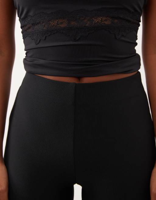 New Look Petite pantaloni a zampa a coste neri, 4 di 5