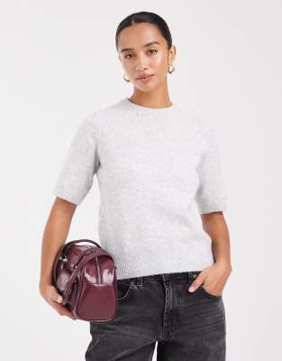 New Look Petite New Look Petite puff sleeve knitted t-shirt in light grey