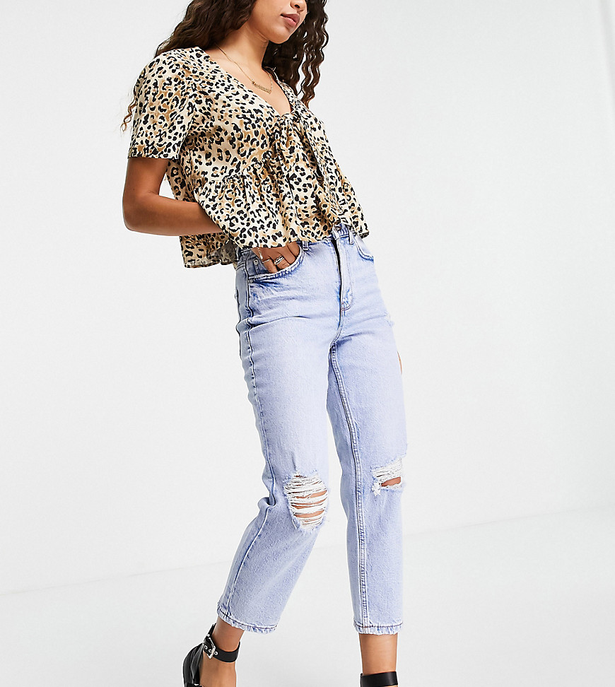 New Look Petite ripped mom jean in light blue-Blues