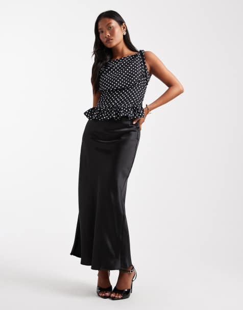 New Look Petite satin bias midi skirt in black - view 1