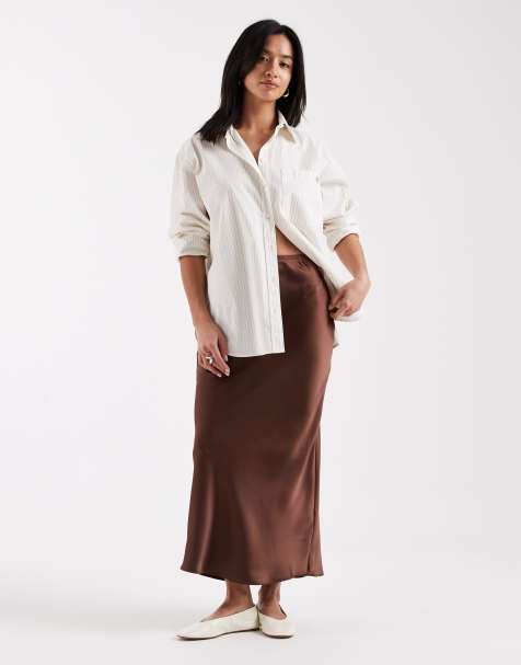 New Look Petite satin bias midi skirt in brown - view 1