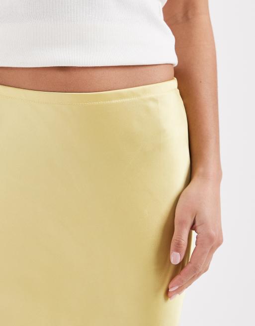 New Look Petite satin bias midi skirt in mid yellow, 5 of 5