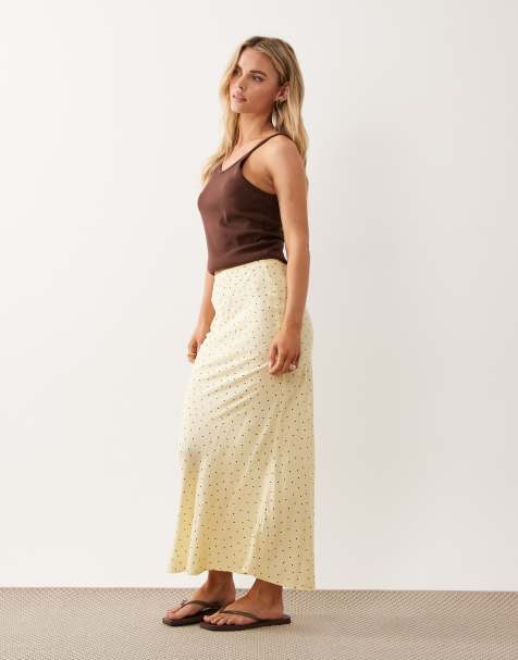 New Look Petite - Schuingesneden midirok in geel met stippen - view 1