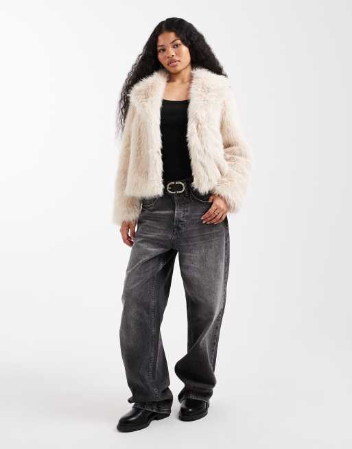 New Look Petite shaggy faux fur jacket in cream, 3 of 4
