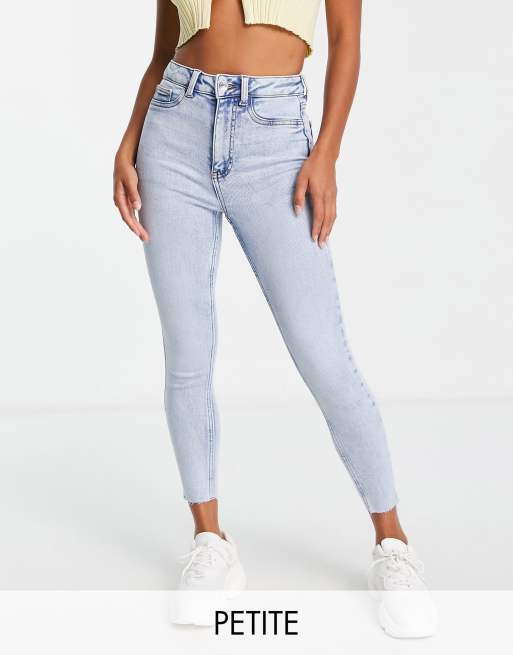 New Look Petite skinny jeans in light blue wash