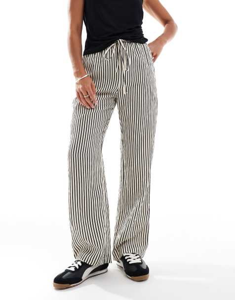New Look Petite stripe wide leg pants in black - view 1