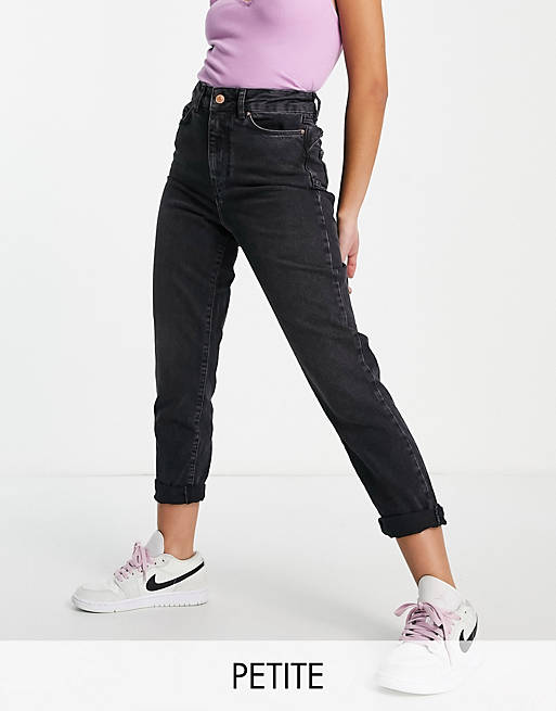 New Look Petite - Taljefremhævende mom-jeans i sort