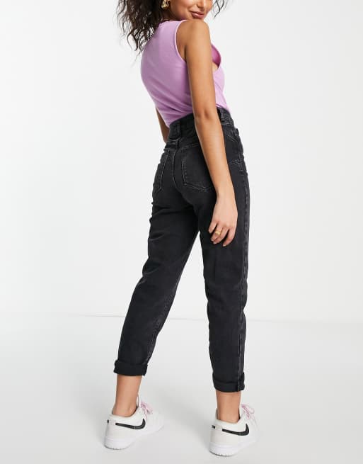 New Look Petite - Taljefremhævende mom-jeans i sort, 4 af 4
