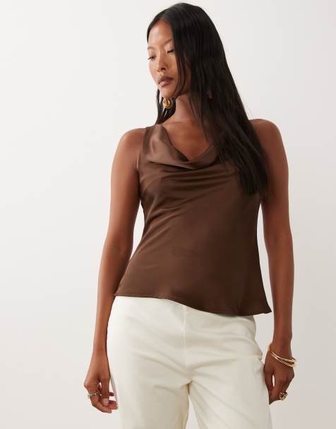 New Look Petite - Top con scollo ad anello in raso marrone scuro - view 1