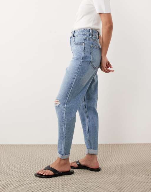 New Look Petite tori ripped mom jean in blue, 5 of 5