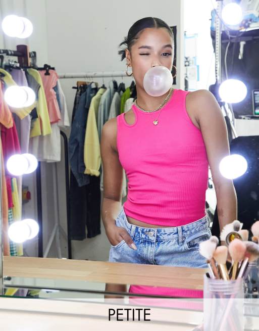 New Look Petite – Trägertop in Rosa mit Zierausschnitt
