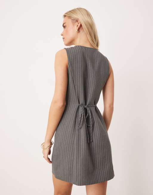 New Look Petite waistcoat mini dress in grey