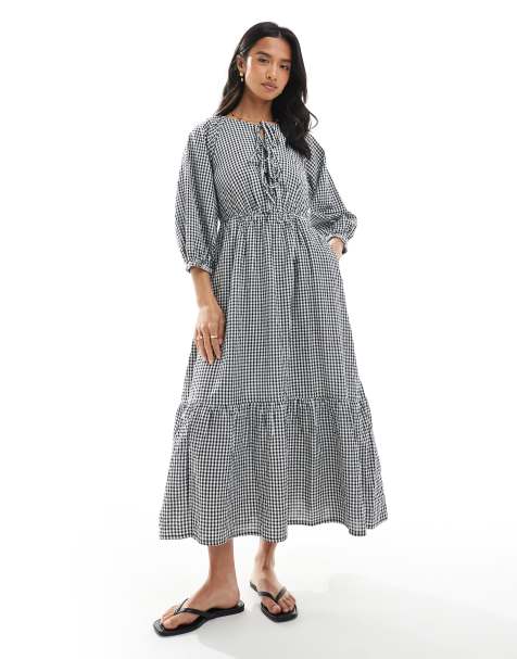 New Look Petite – Wiązana z przodu luźna sukienka midi w czarną kratkę vichy - view 1