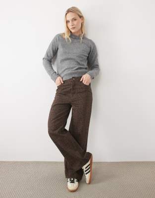 Wide Leg Jeans 2