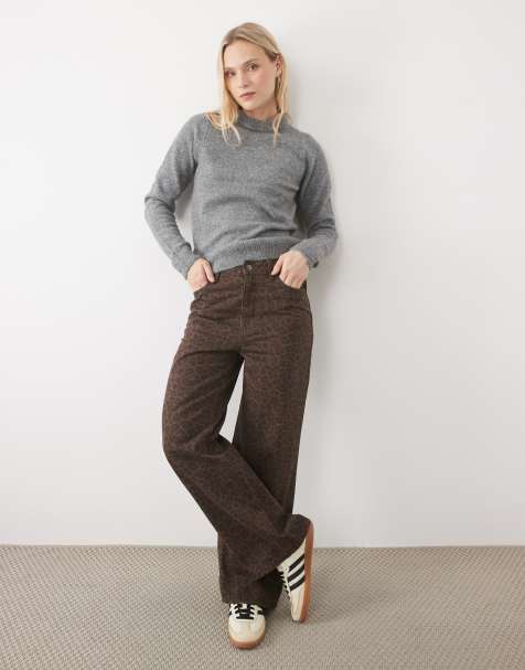 New Look Petite wide leg jeans in brown leopard - view 1