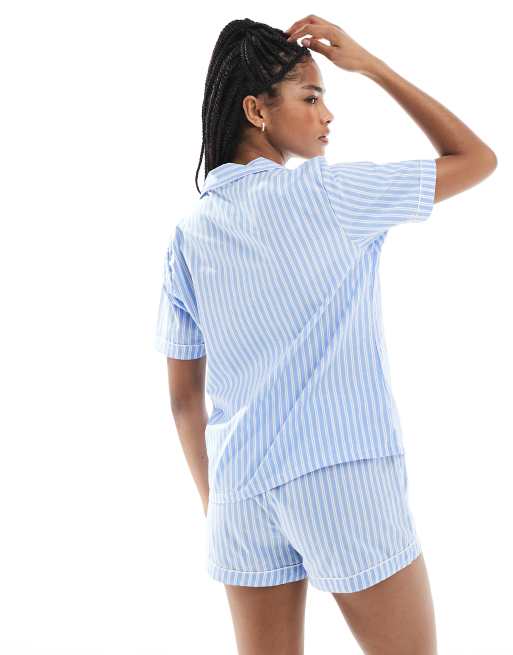 New Look Pigiama con pantaloncini e camicia blu a righe ASOS