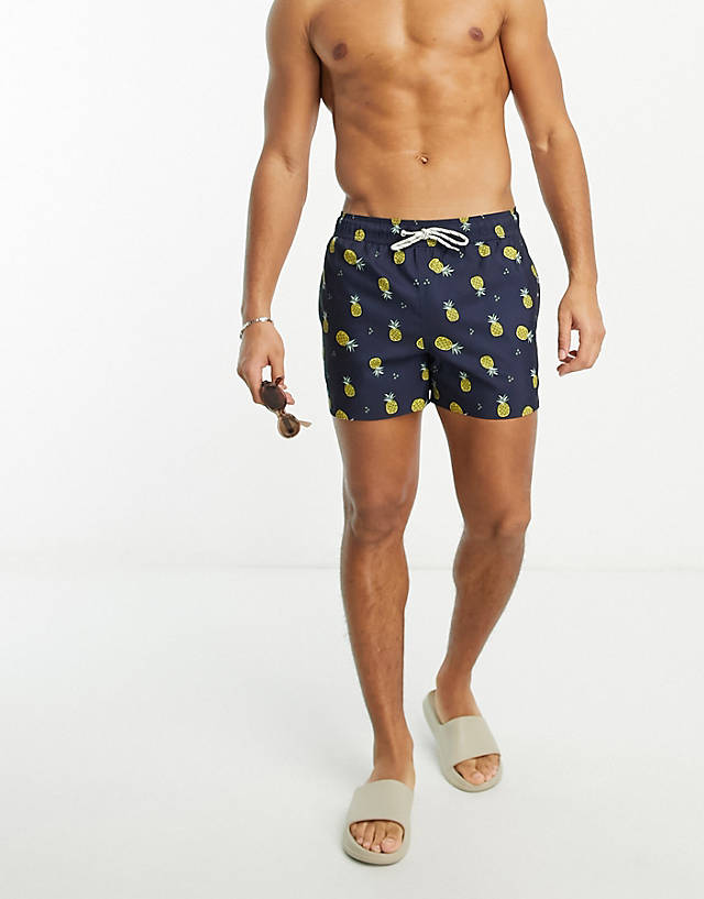 New Look - pineapple print swim shorts in navy
