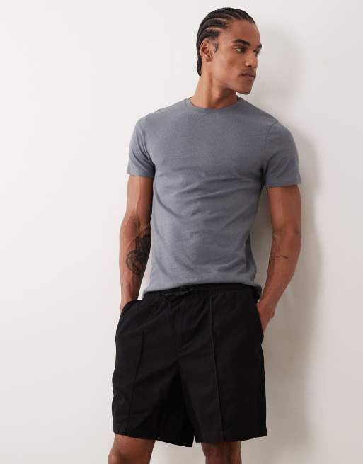 New Look pintuck tie waist shorts in black, 2 of 5