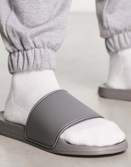 New Look plain sliders in dark grey | ASOS