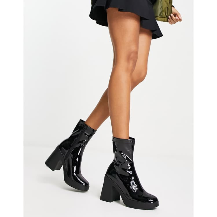 Black patent 2025 heeled boots