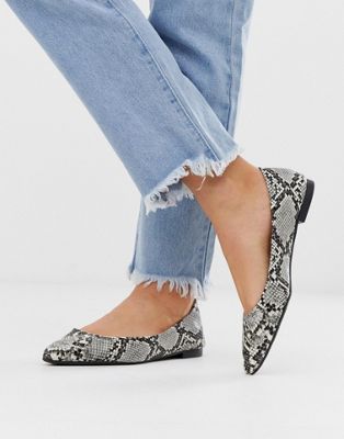 New Look - Platte puntige schoenen met slangenprint-Zwart