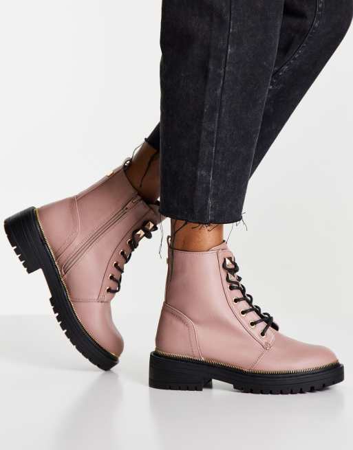 New Look - Platte veterlaarzen met dikke zool in oudroze