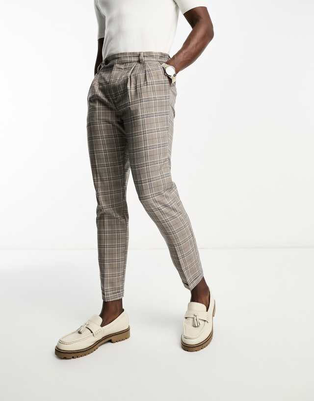 New Look - pleat front smart tapered trousers in brown check