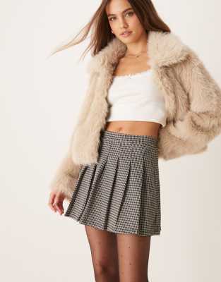 New Look New Look pleated mini skirt in heritage check-Black