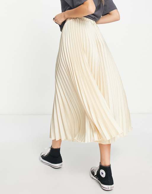 White pleated shop skirt new look