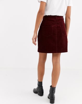 burgundy skirt pockets