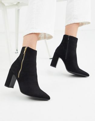 Look pointed block heeled boot in black 
