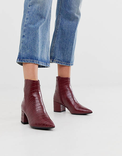 New Look pointed block heeled boots in dark red croc | ASOS