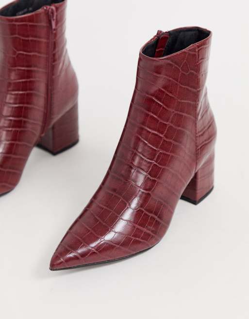 Red croc hot sale ankle boots